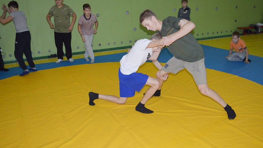 Николай Панков помог создать секцию самбо в школе села Синодское