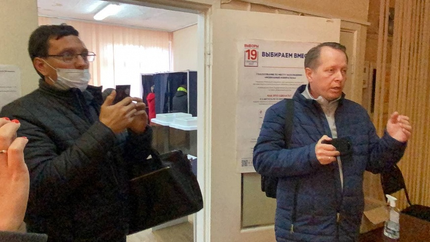 Есипов пошел по стопам Бондаренко и устроил дебош на участке в Балакове