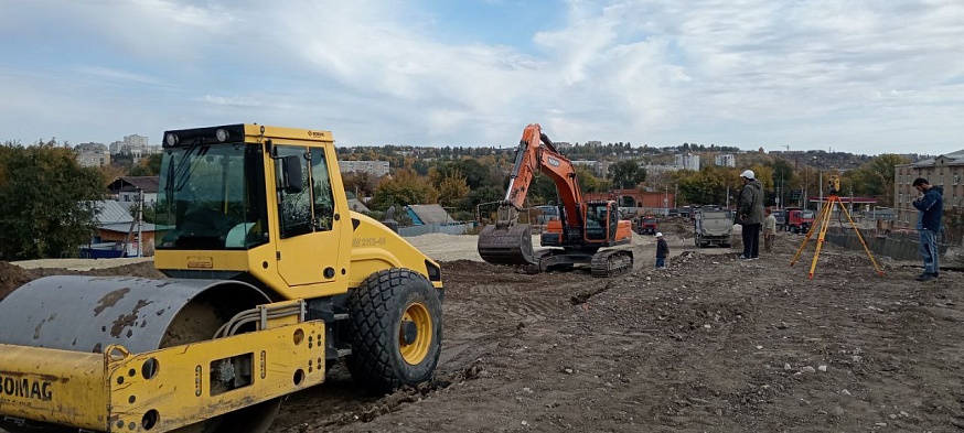 В Саратове на "Стрелке" перешли к завершающим работам