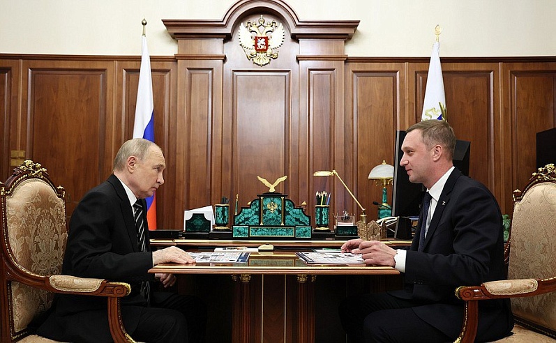 Губернатор Бусаргин рассказал Владимиру Путину о возрождении речных перевозок