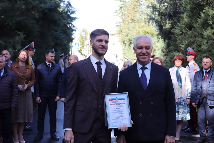 В Саратовской области объявлены имена лучших работников образования и выдающейся молодежи