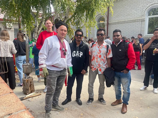 В Новоузенске прошел этнокультурный фестиваль "Уездный Самовар-2025"