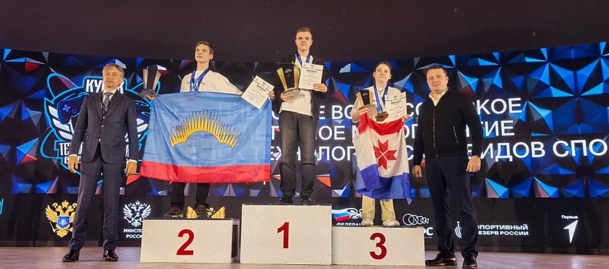 Саратовский школьник завоевал Кубок России по программированию роботов