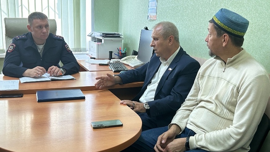 Саратовские полицейские встретились с представителями национальных диаспор