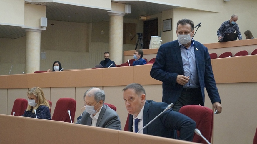 Депутаты Саратовской Облдумы поддержали проект федерального закона о QR-кодах
