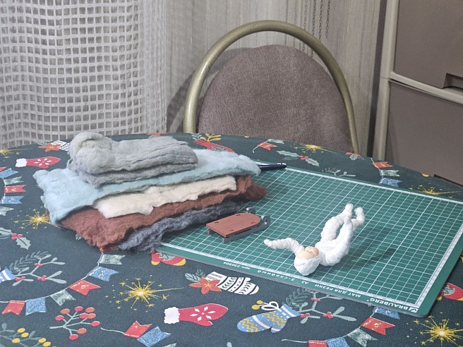 Саратовская мастерица делает грибы из ваты