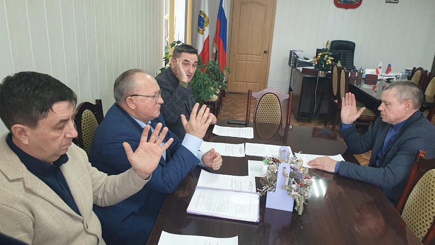 В Ершовском районе нашли кандидатов на должность главы муниципалитета