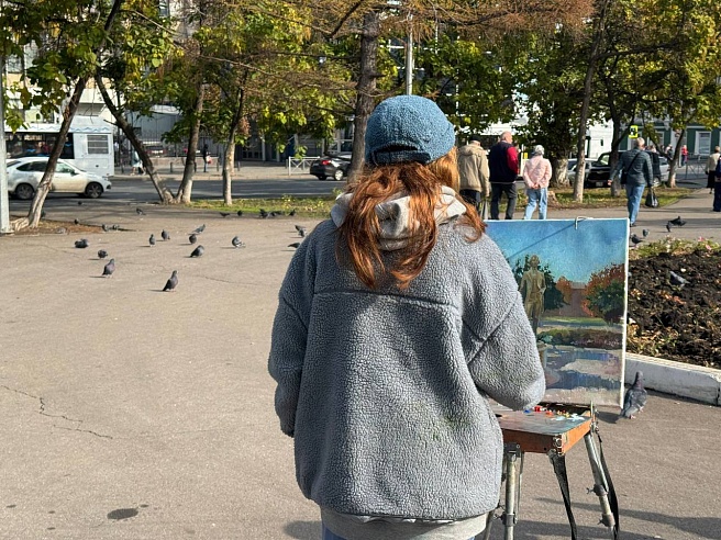 В Саратове студенты рисовали макет будущего монумента Боголюбову