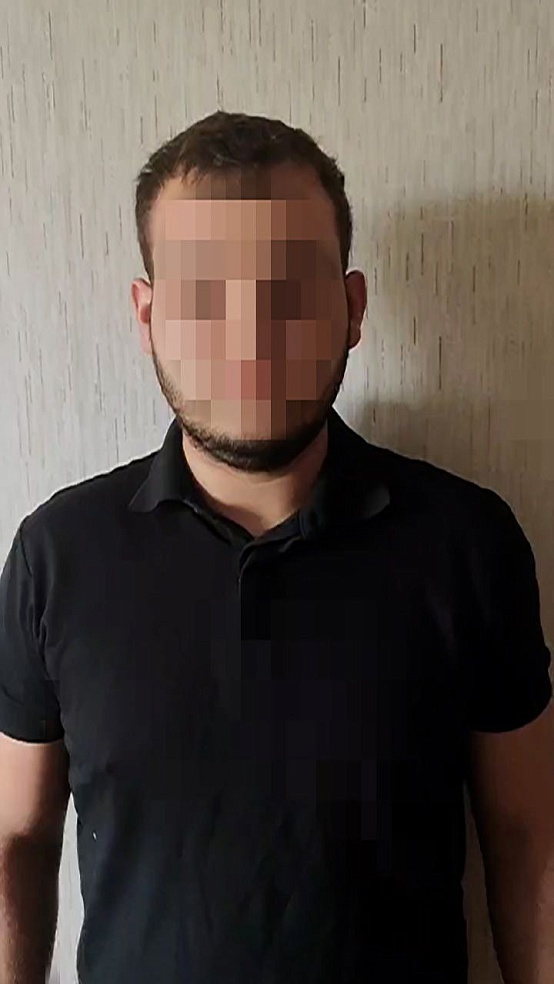 В Саратове мужчина напал с ножом на охранника храма