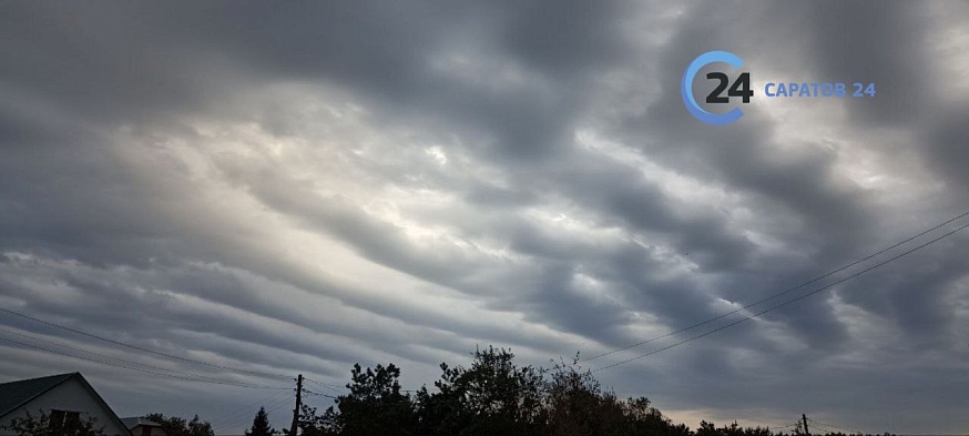 "Стеганое небо" над Саратовской областью: метеоролог объяснил необычное явление в Воскресенском районе