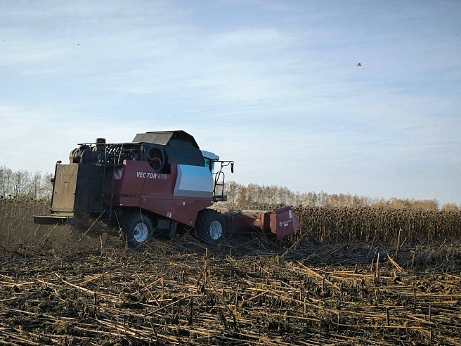 Фермер из Петровского района построит дома для своих работников