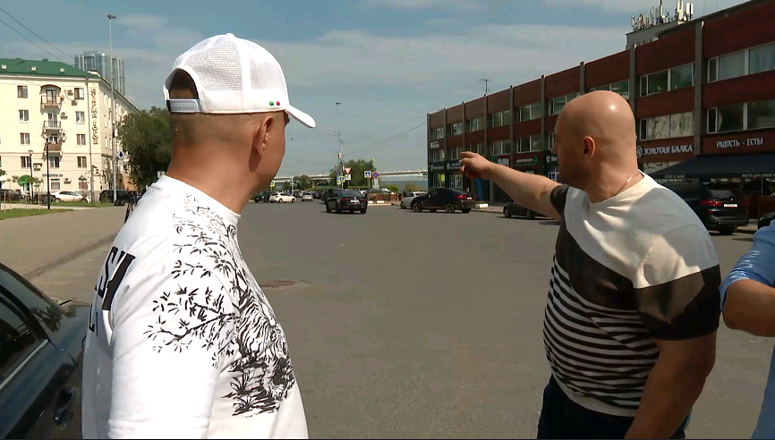 Саратовские эвакуаторщики устроили "охоту" за автомобилями