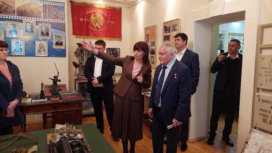 Народный музей Юрия Гагарина посетил российский космонавт