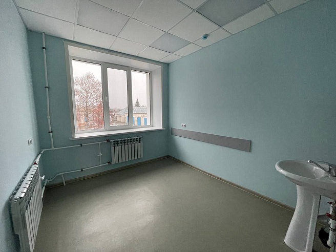 В Петровске завершен капремонт терапевтического корпуса районной больницы