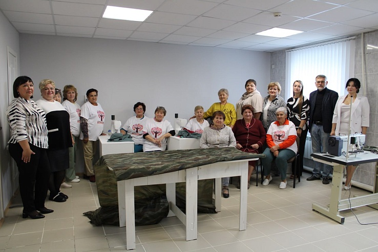 Саратовские волонтеры передают на фронт амуницию, маскировочные сети и письма