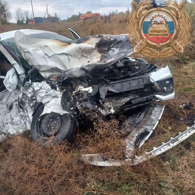 Три человека погибли в аварии под Саратовом