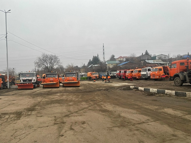  Грибов посоветовал депутатам проверить работу коммунальщиков до снегопадов по своим округам