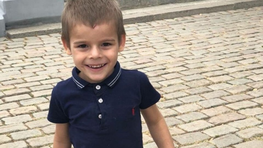 Пропавшего накануне 6-летнего Владика нашли живым