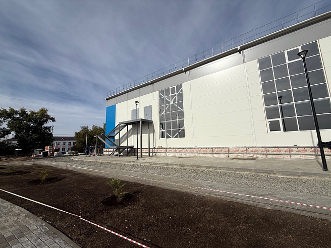 Под Балашовом завершают строительство огромного спорткомплекса