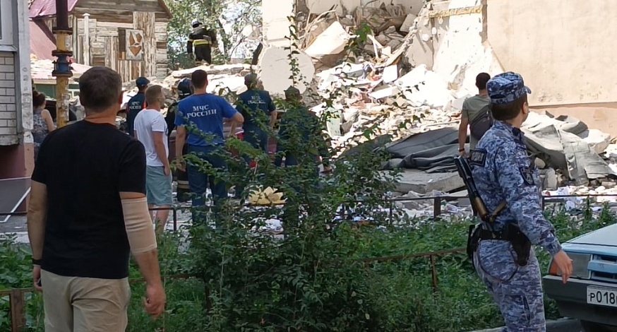 Число жертв при обрушении дома на Блинова выросло до пяти