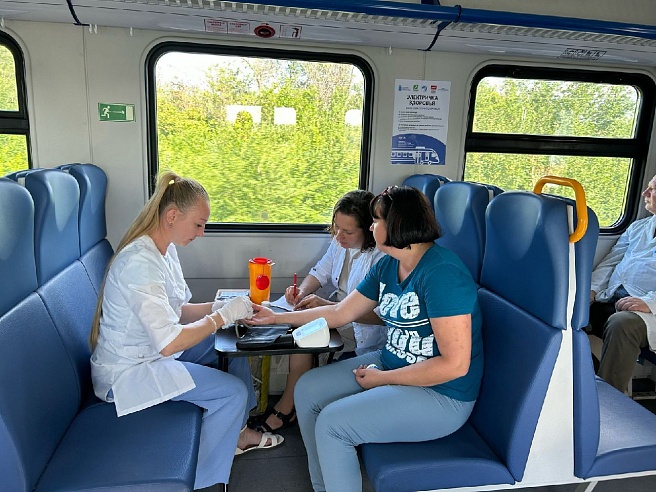 В 2026 году в "электричке здоровья" начнут проводить спирометрию 