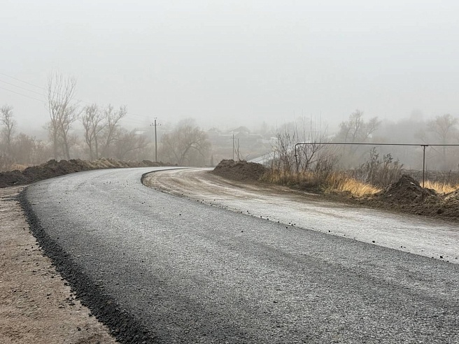 Ремонт 15-километровой трассы в Базарно-Карабулакском районе завершат на полгода раньше